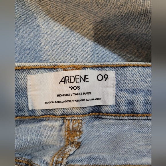 NWOT High-rise jeans - Picture 3 of 3